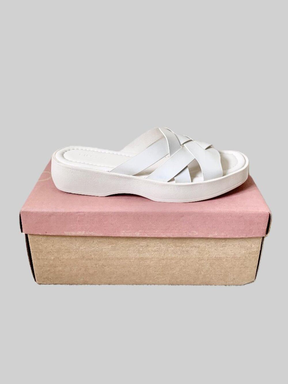 Anthropologie Pilcro Leather Woven Slide Sandals, Cream, Size 39/8.5, NIB - Picture 10 of 15